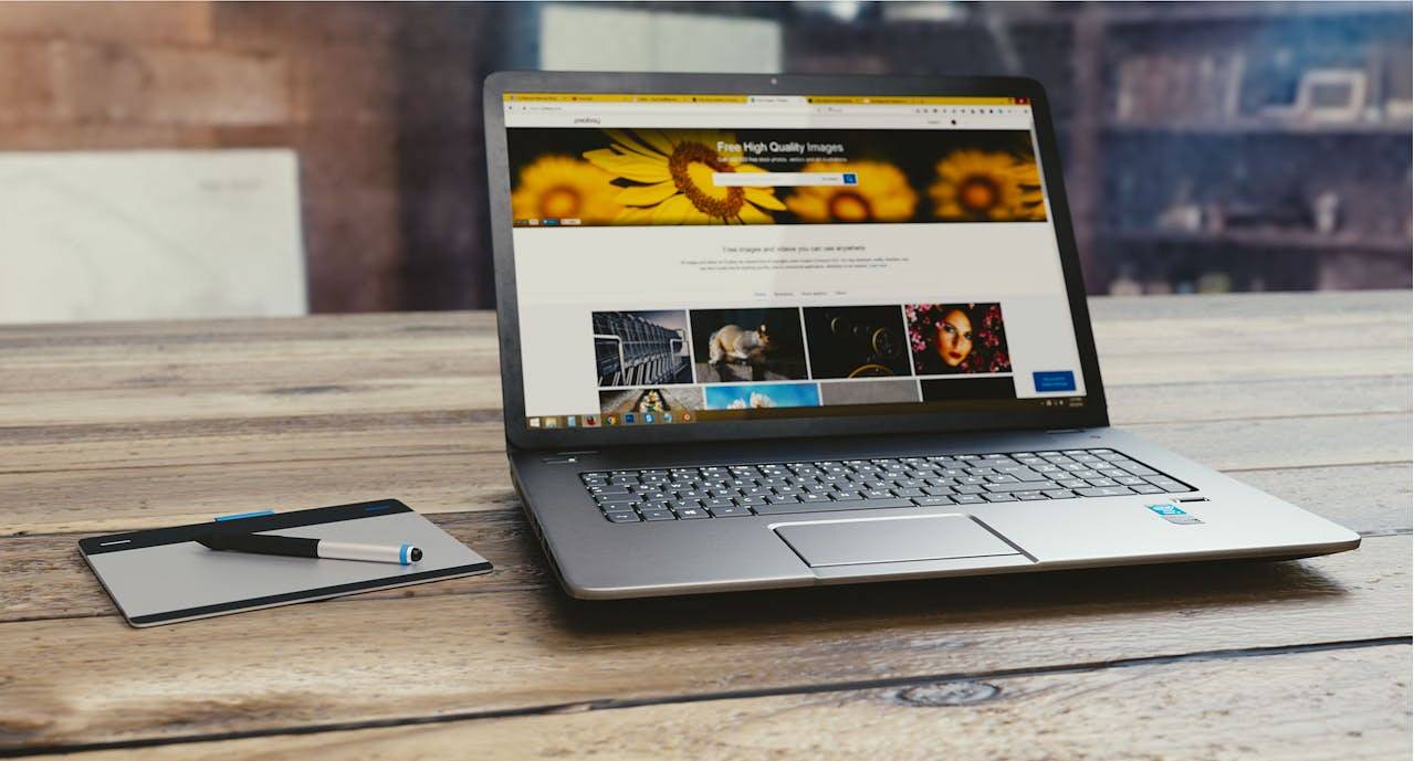 Tworzenie strony internetowej bez doświadczenia? Sprawdź, jak łatwo to zrobić z kreatorem stron